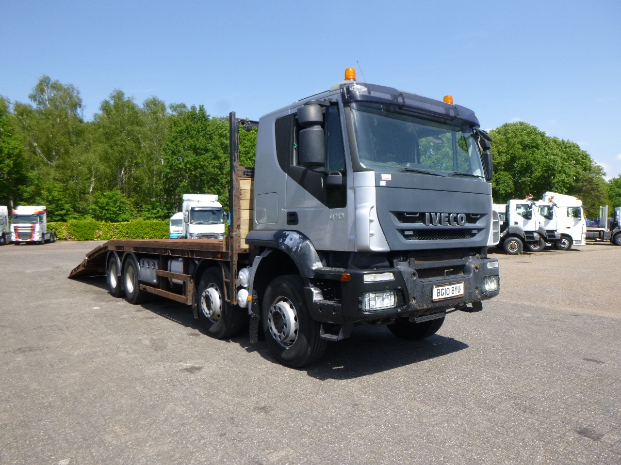 Cab chassis truck Iveco AT340T41 8x4 RHD chassis / platform: picture 6