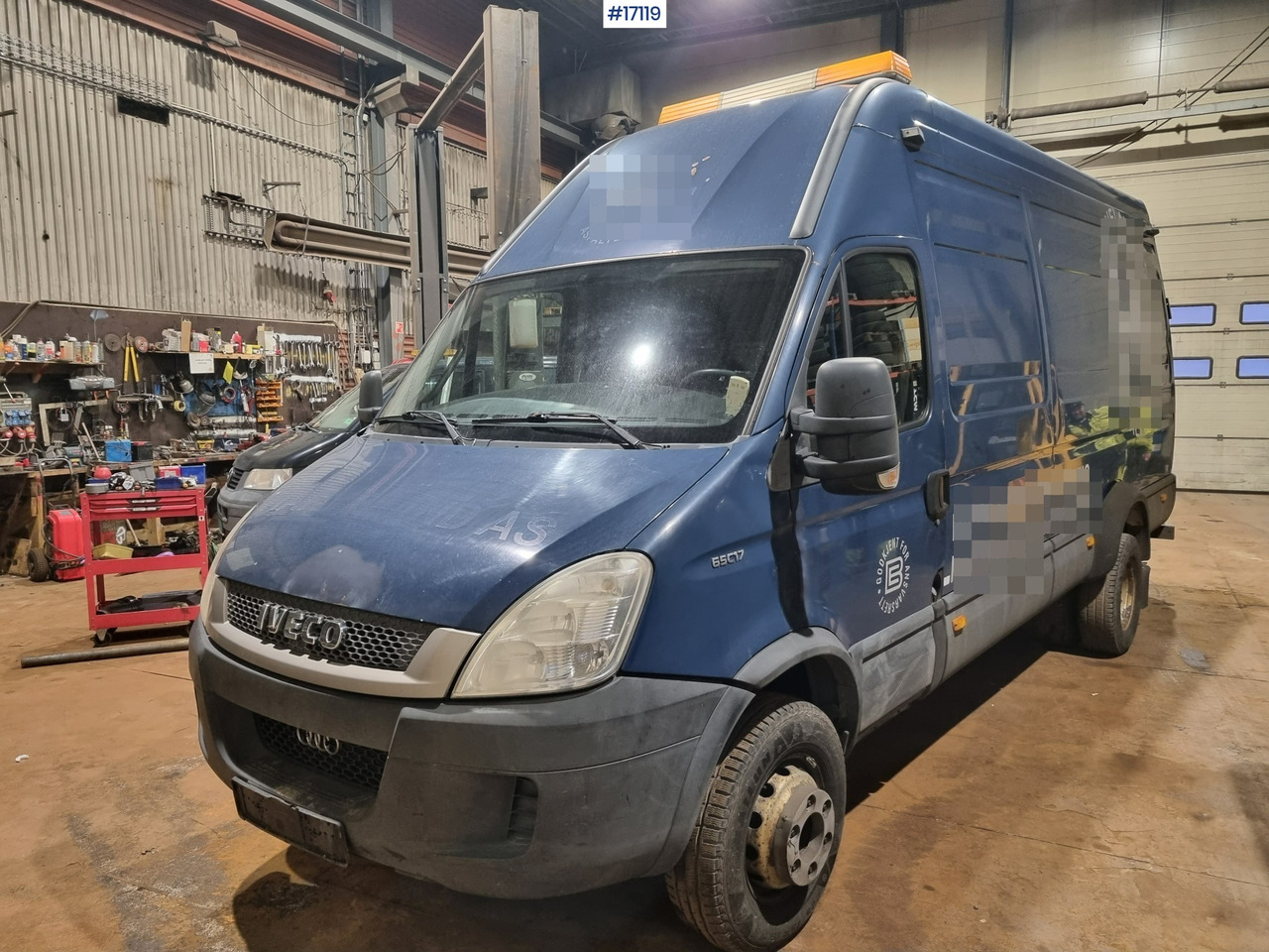 Iveco Daily - Box truck: picture 4