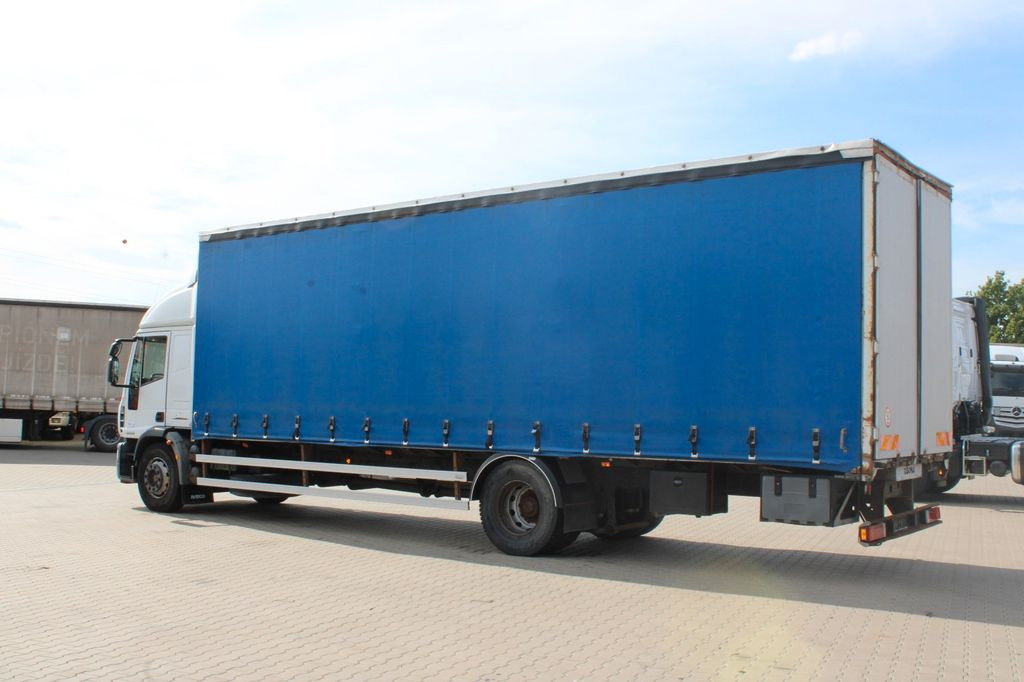 Iveco EUROCARGO 180E28  - Curtainsider truck: picture 4