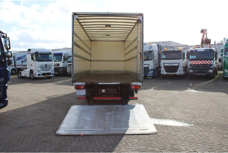 Box truck Iveco Eurocargo 120E25 + euro 6 + lift: picture 4