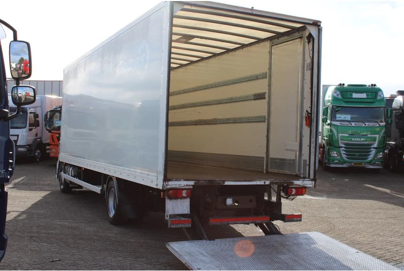 Box truck Iveco Eurocargo 120E25 + euro 6 + lift: picture 5