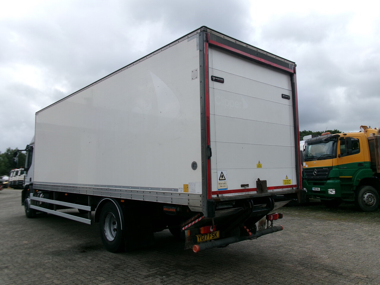 Iveco Eurocargo 180E25S RHD 4x2 Euro 6 Closed box - Box truck: picture 3