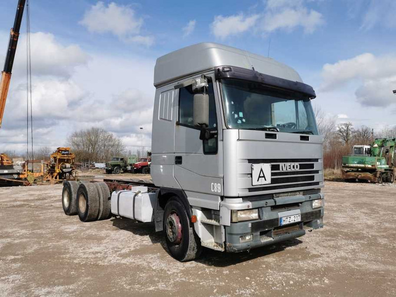 Iveco Eurostar 260E42 6x4, chassis truck - Cab chassis truck: picture 3