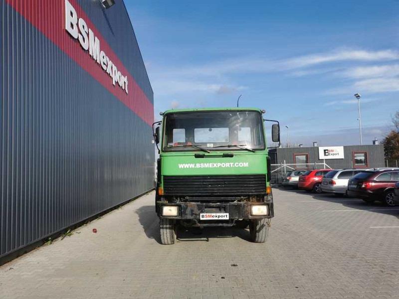 Iveco Magirus 300-34 V8 chassis truck - Cab chassis truck: picture 2
