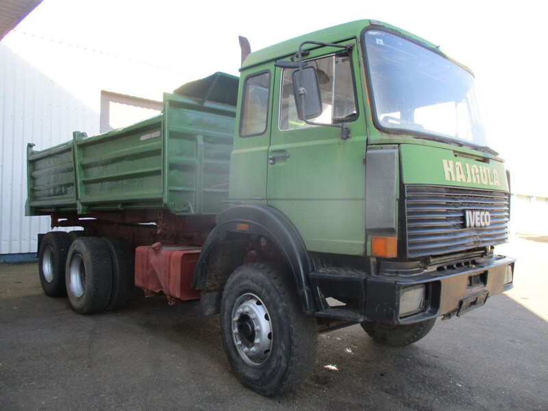 Iveco Magirus Deutz , 320 M 26 FK , V8 , ZF Manual , 3Way tipper , Spring suspension , Drum brakes - Tipper: picture 4