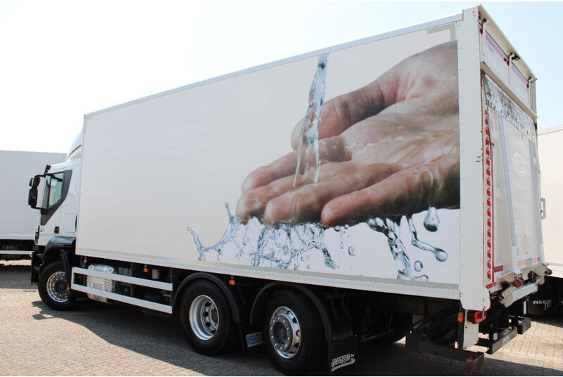 Box truck Iveco Stralis 330 + 6X2 + EURO 6 + LIFT: picture 3