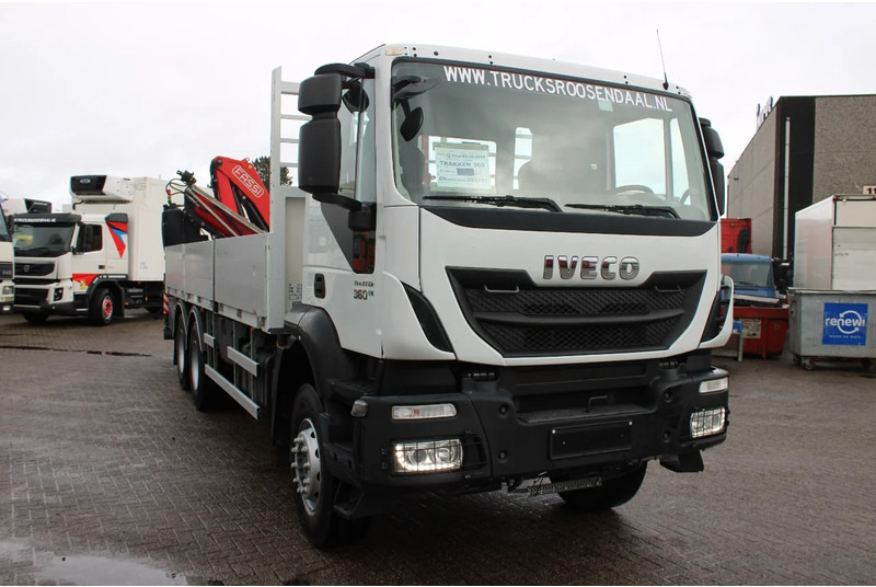 Iveco Trakker 360 6X4+ EURO 6 + FASSI F175A.0.22 - Crane truck: picture 4