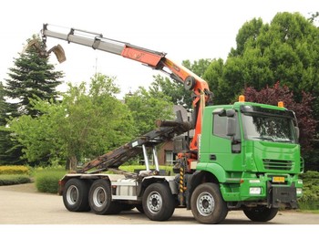 Cable system truck, Crane truck Iveco Trakker 8x4 KRAAN/KABEL!: picture 1