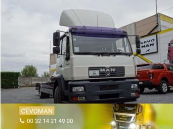 Container transporter/ Swap body truck MAN 14.250: picture 1
