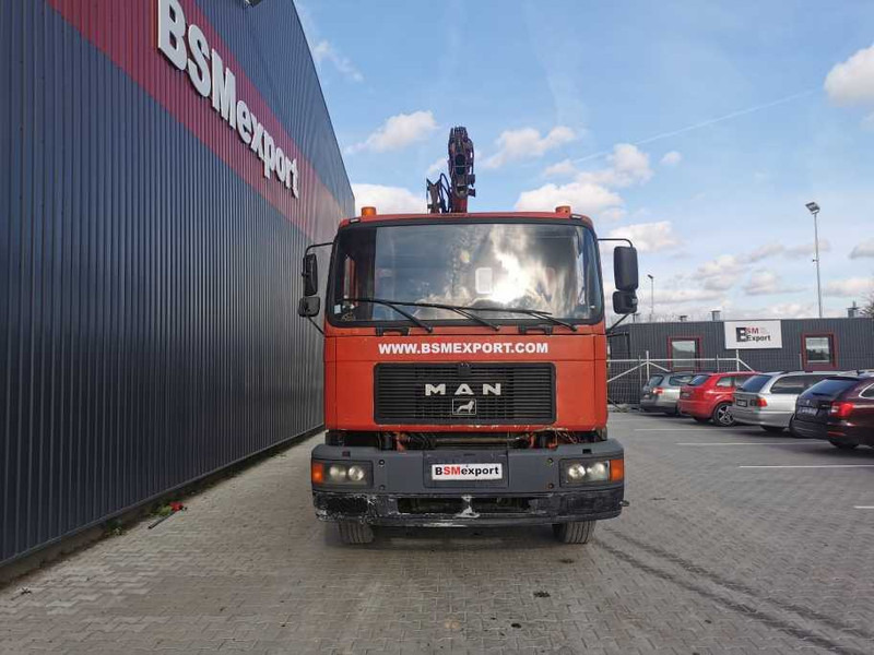 MAN 25.422 flatbed truck - Dropside/ Flatbed truck: picture 4