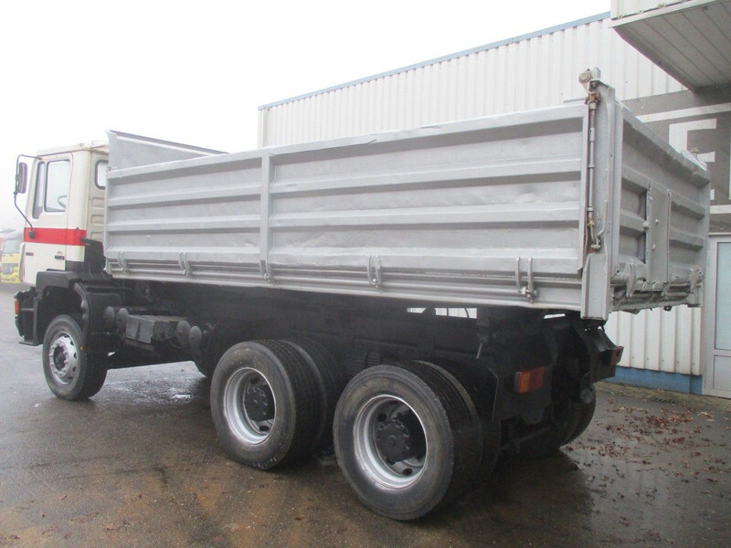 MAN 26 322 ZF Manual , 6x4 , 3 way tipper , Spring suspension - Tipper: picture 5
