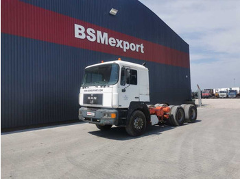 MAN 26.403 chassis truck - Cab chassis truck: picture 1