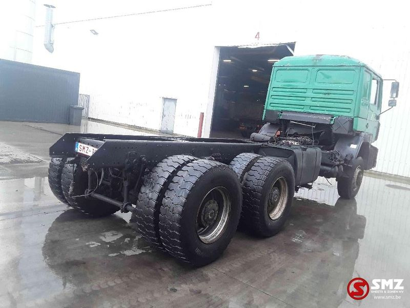 Cab chassis truck MAN 27.403 6x6: picture 12