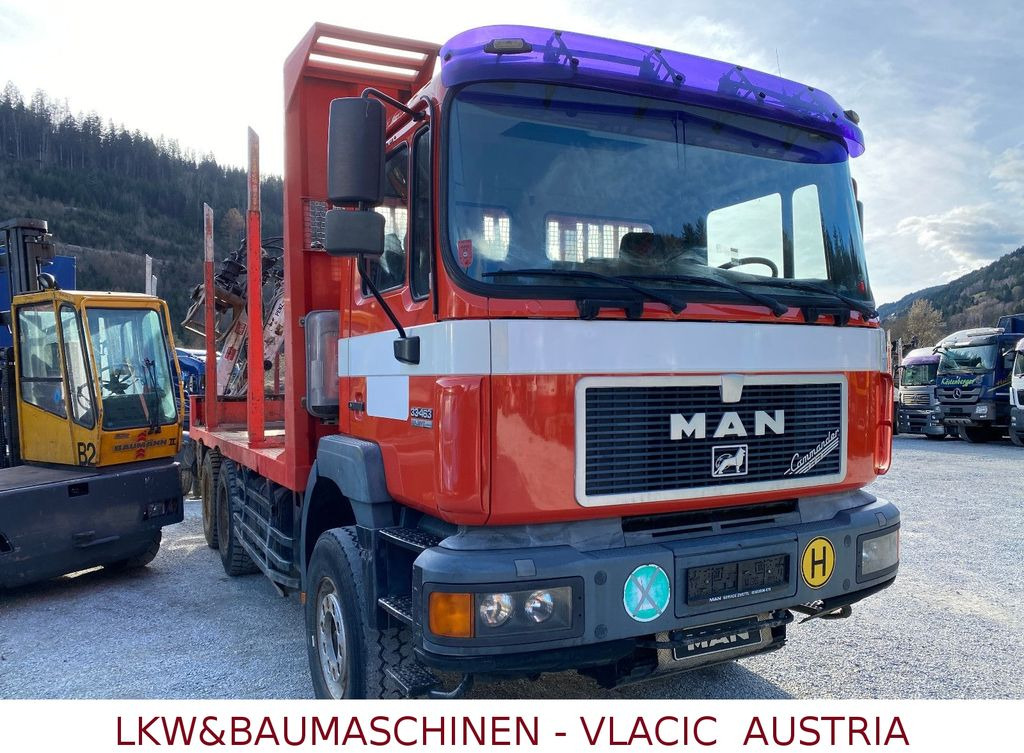 MAN 33.403  Holztransporter mit Kran PENZ  - Timber truck, Crane truck: picture 2