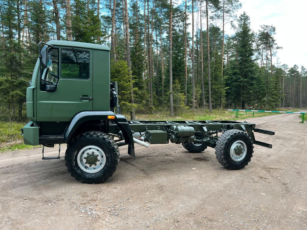 MAN 4x4 OFF ROAD CAMPER CHASSIS RAILY  - Cab chassis truck: picture 3