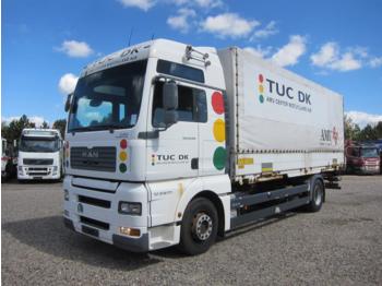 Container transporter/ Swap body truck MAN TGA 18.390 4x2 XXL BDF: picture 1