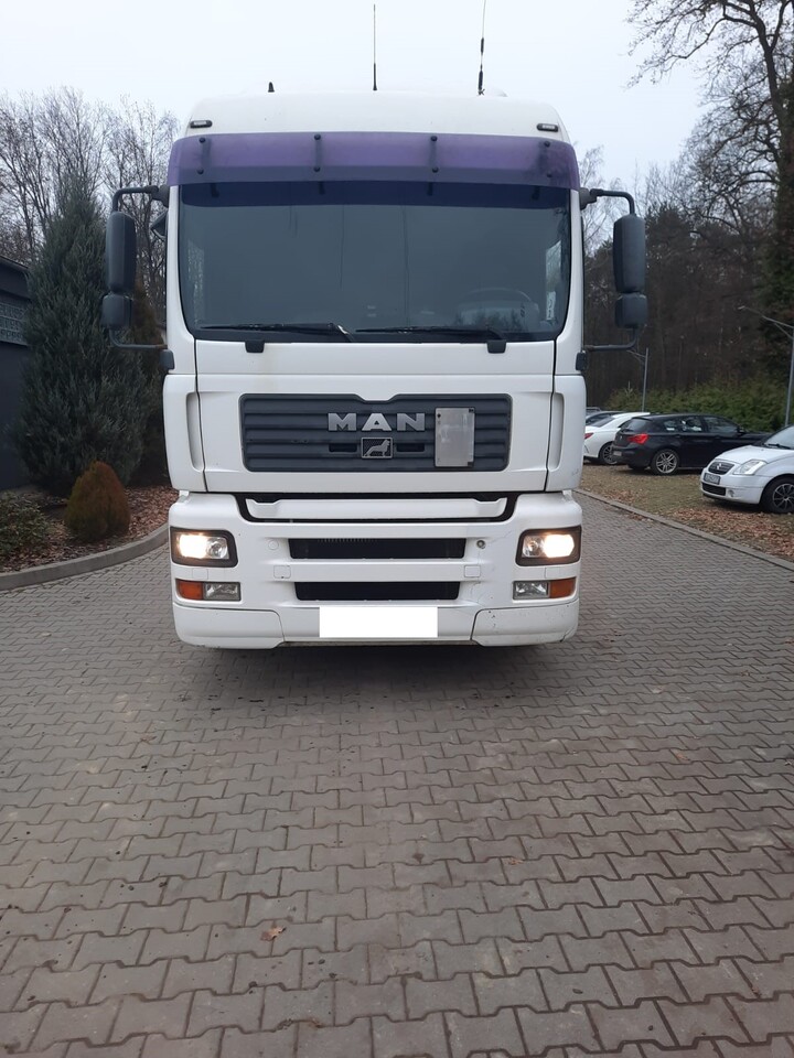 MAN TGA 26.430 - Cab chassis truck: picture 2