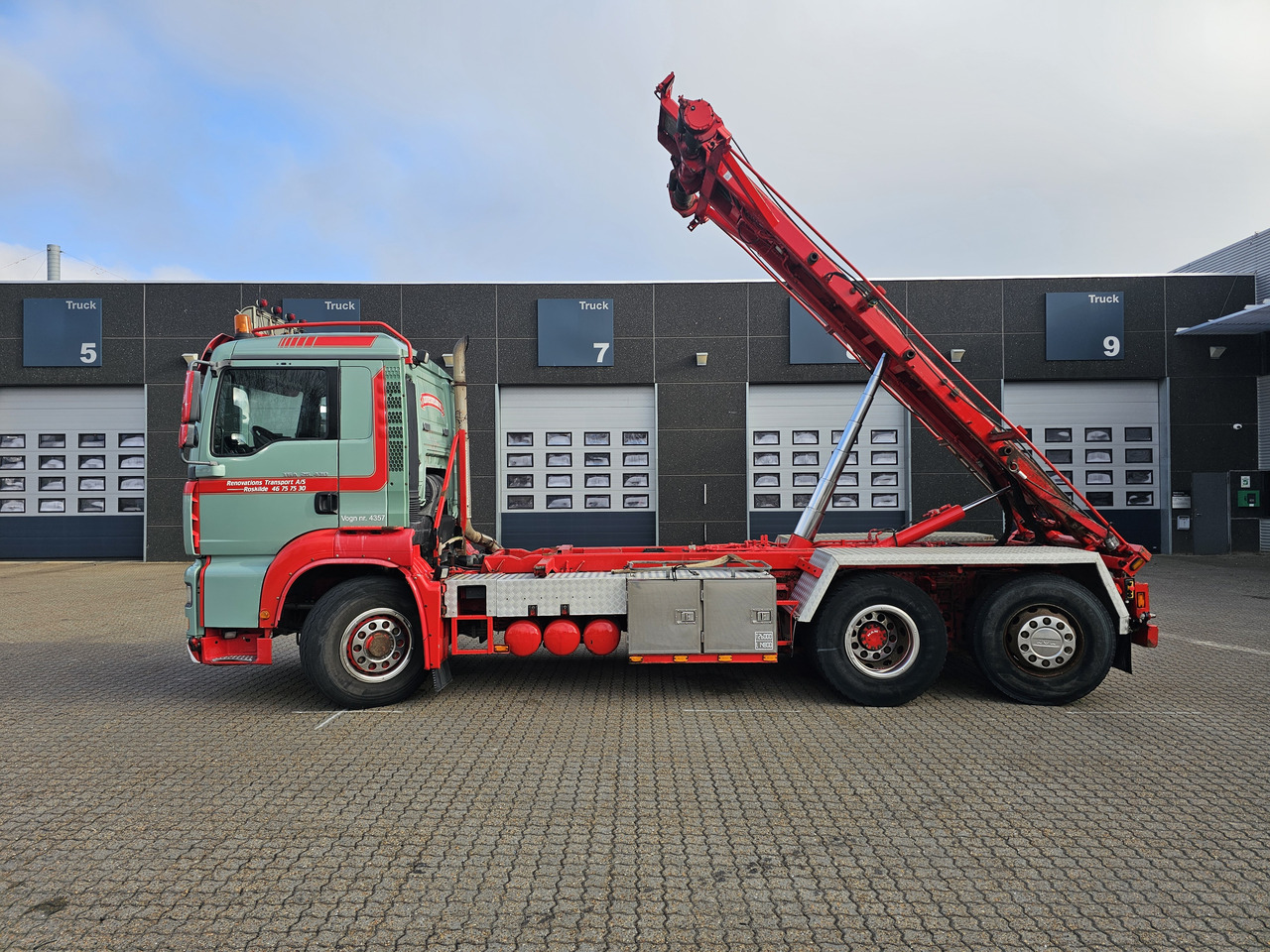 MAN TGA 26.430 6x2-4 Hydrodrive - Container transporter/ Swap body truck: picture 2
