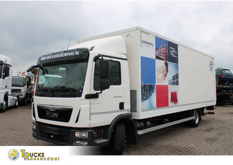 MAN TGL 12.220 + euro 6 + lift - Box truck: picture 1