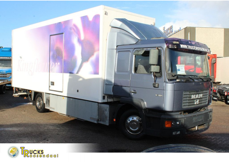 MAN TGM 14.220 + LIFT + EURO 2 + MANUAL - Box truck: picture 1