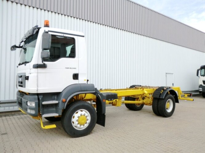 MAN TGS 18.400 4x4 BBS TGS 18.400 4x4 BBS Autom. - Cab chassis truck: picture 2
