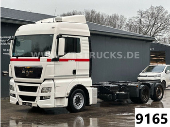 MAN TGX 26.400 6x2 Fahrgestell  - Cab chassis truck: picture 1