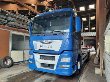 Container transporter/ Swap body truck MAN TGX 26.440