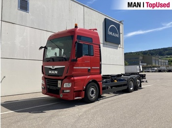Container transporter/ Swap body truck MAN TGX 26.460 6X2-4 LL: picture 1