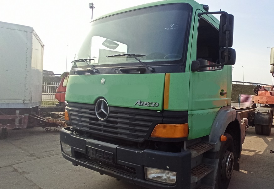 MERCEDES-BENZ ATEGO 1823 - Cab chassis truck: picture 5