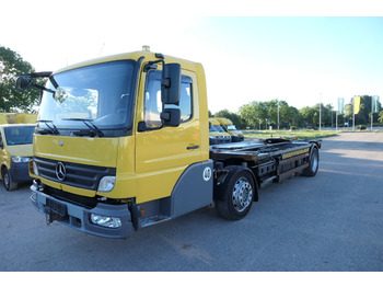 Container transporter/ Swap body truck MERCEDES-BENZ