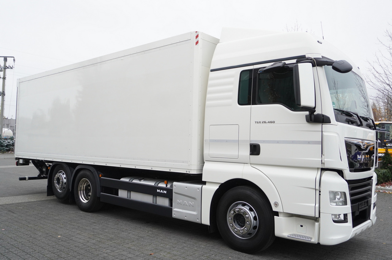 Isothermal truck Man TGX 26.460 6×2 E6 / IZOTERMA 19 pallets / Tail lift: picture 12