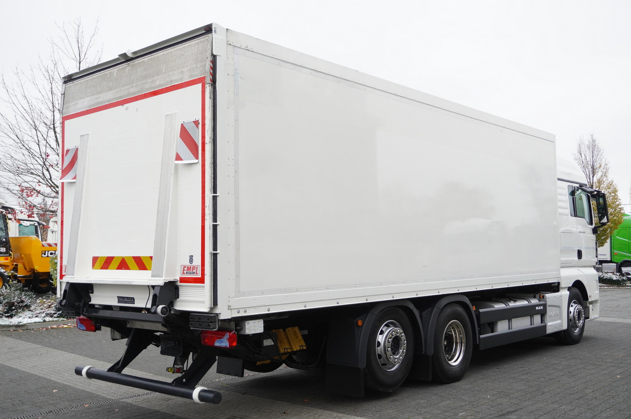 Isothermal truck Man TGX 26.460 6×2 E6 / IZOTERMA 19 pallets / Tail lift: picture 10