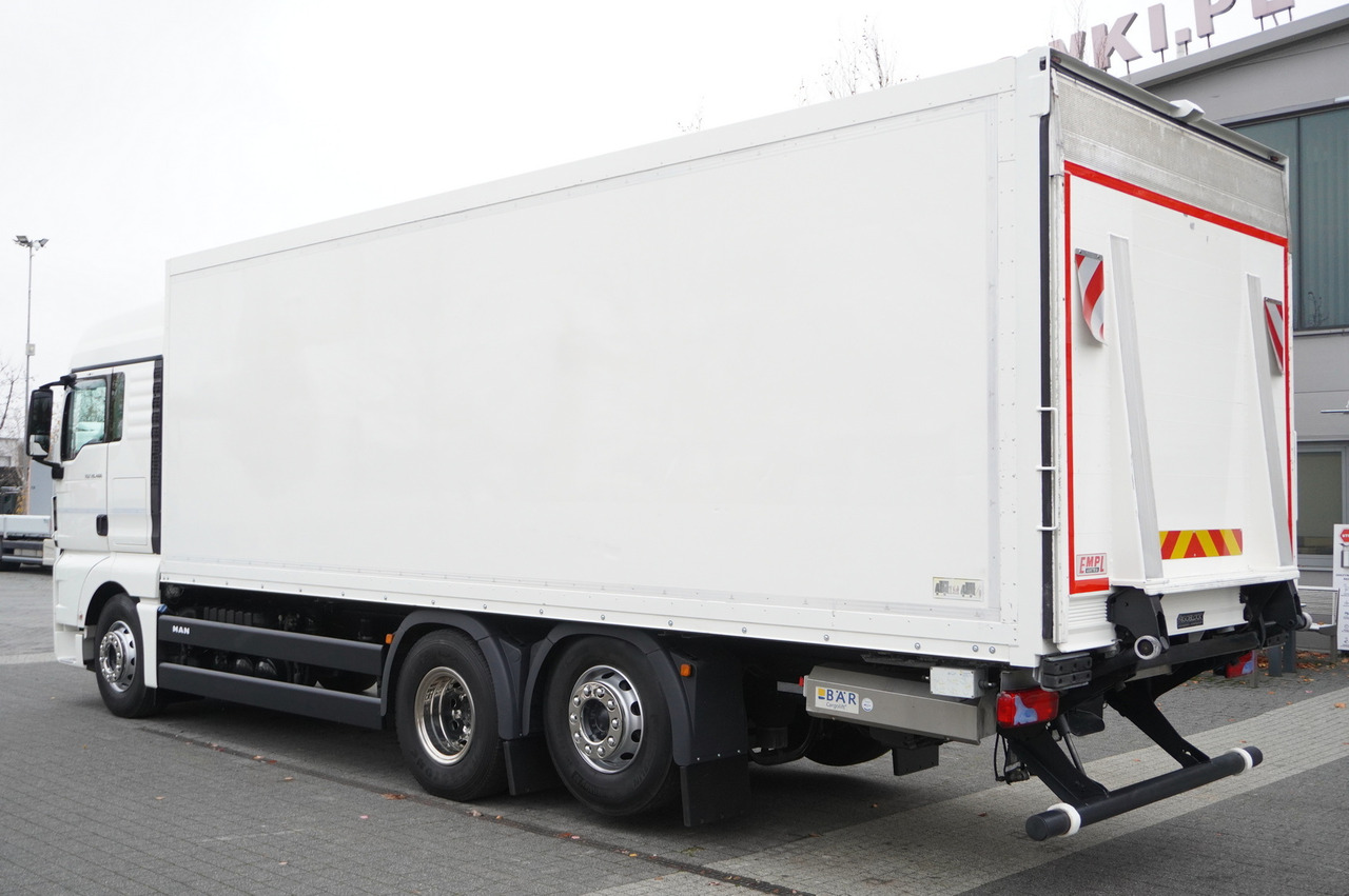 Isothermal truck Man TGX 26.460 6×2 E6 / IZOTERMA 19 pallets / Tail lift: picture 4
