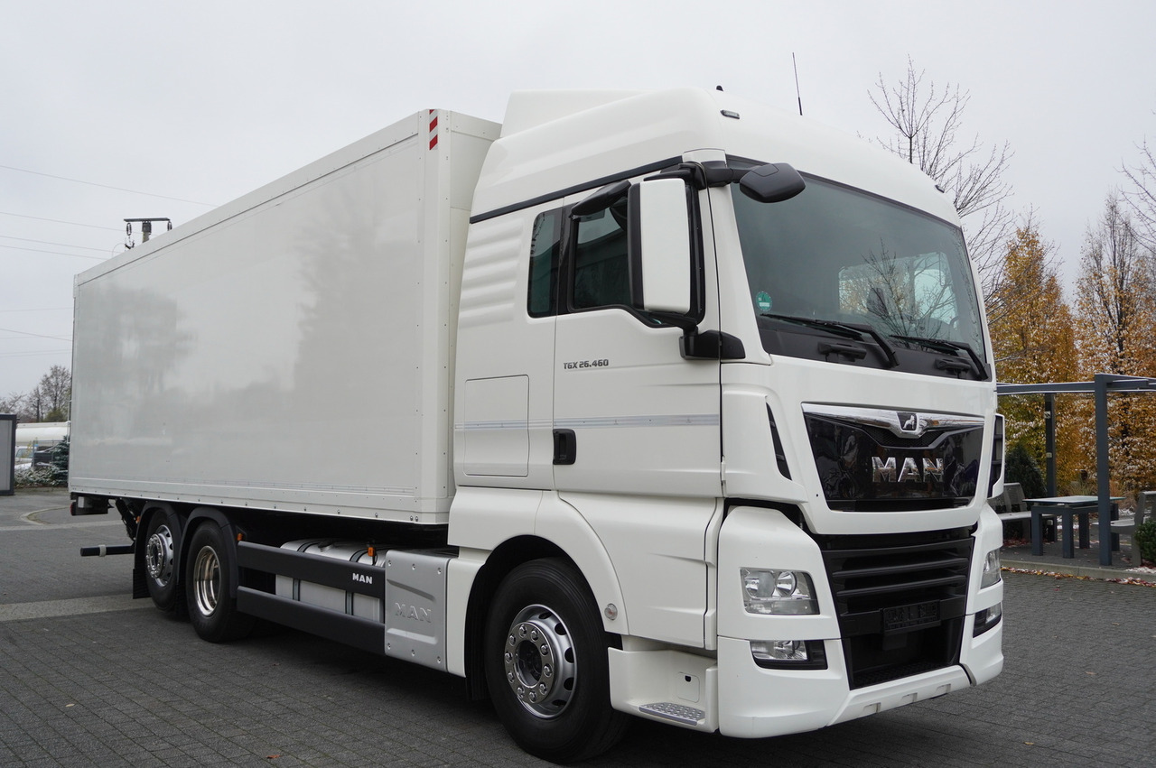 Isothermal truck Man TGX 26.460 6×2 E6 / IZOTERMA 19 pallets / Tail lift: picture 13