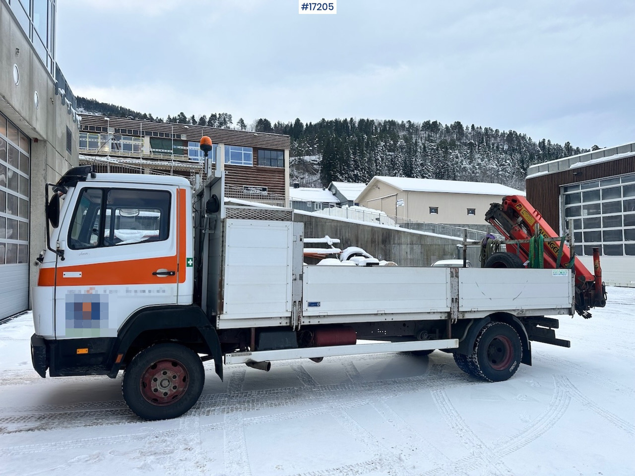 Mercedes 817 - Dropside/ Flatbed truck: picture 2