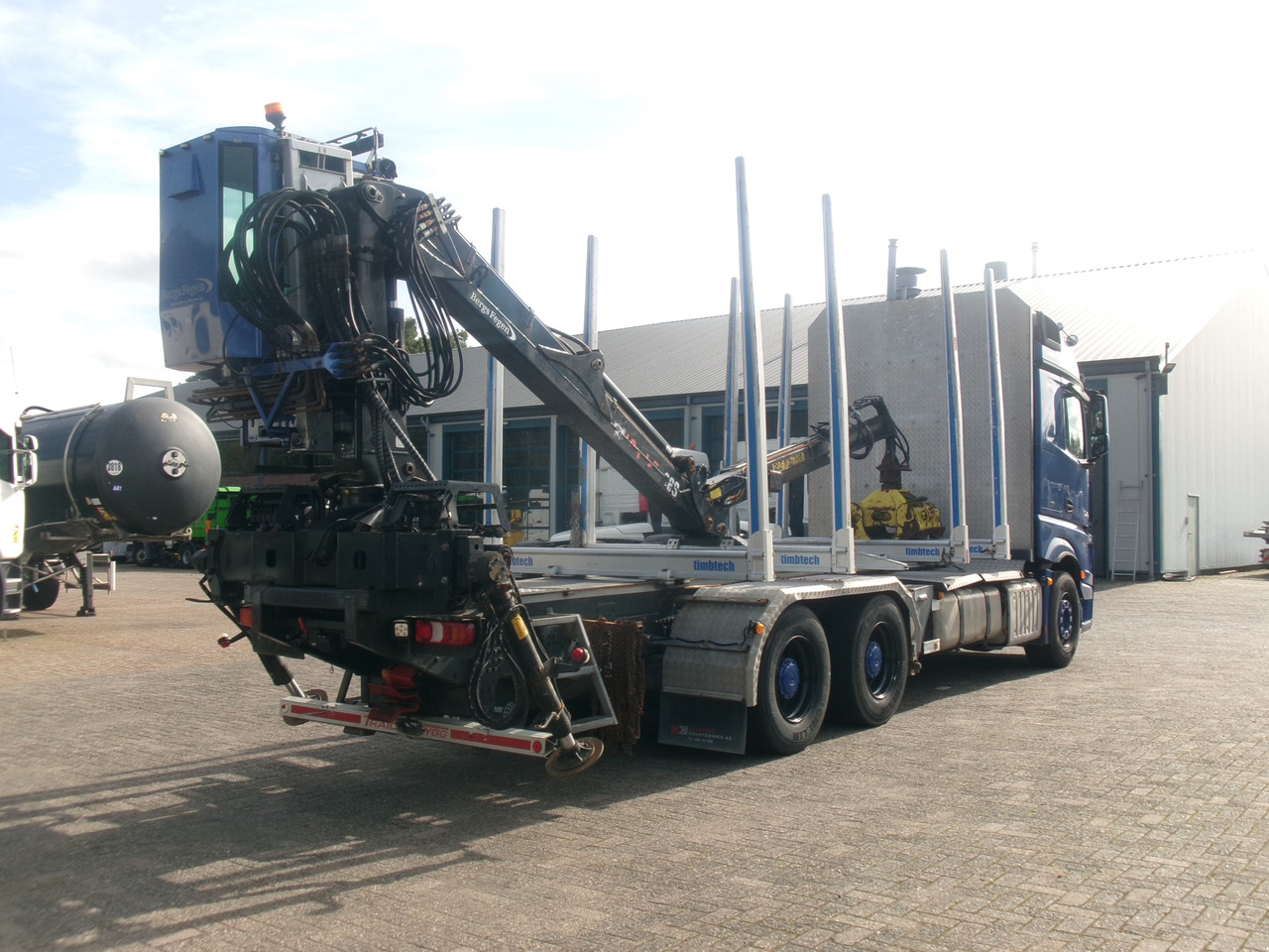 Mercedes Actros 2663 6x4 Euro 6 loglift F96 crane timber truck - Timber truck, Crane truck: picture 4