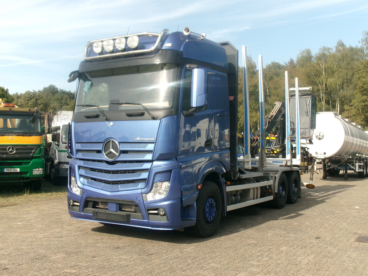 Mercedes Actros 2663 6x4 Euro 6 loglift F96 crane timber truck - Timber truck, Crane truck: picture 1