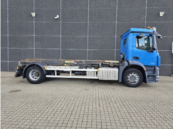 Container transporter/ Swap body truck Mercedes Antos 1827 Euro 6: picture 1