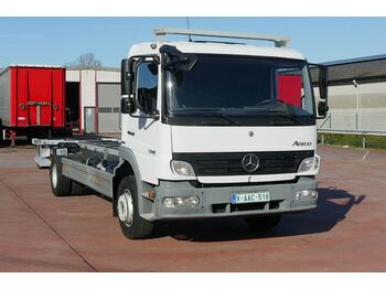 Cab chassis truck Mercedes-Benz 1318 ATEGO FAHRGESTELL SCHALTGETRIEBE LBW: picture 1