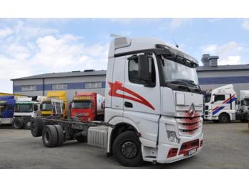 Container transporter/ Swap body truck Mercedes-Benz 2545 / 963-0-C 6X2: picture 1