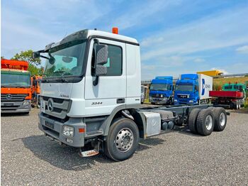 Cab chassis truck Mercedes-Benz 3344 6X4 BB nur Fahrgestell only Chassis: picture 1