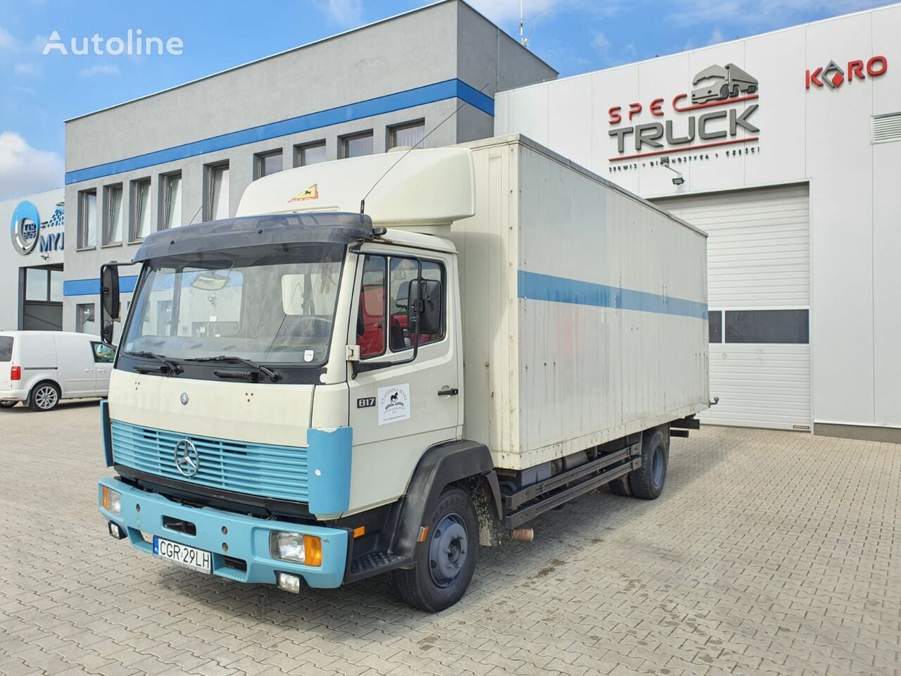 Livestock truck Mercedes-Benz 817: picture 4
