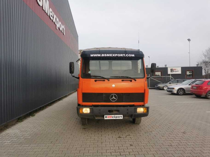 Mercedes-Benz 914 - Livestock truck: picture 2