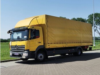 Curtainsider truck Mercedes-Benz ATEGO 1321 13.5t airco lift: picture 1