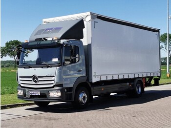 Curtainsider truck Mercedes-Benz ATEGO 1324 2t taillift airco: picture 1