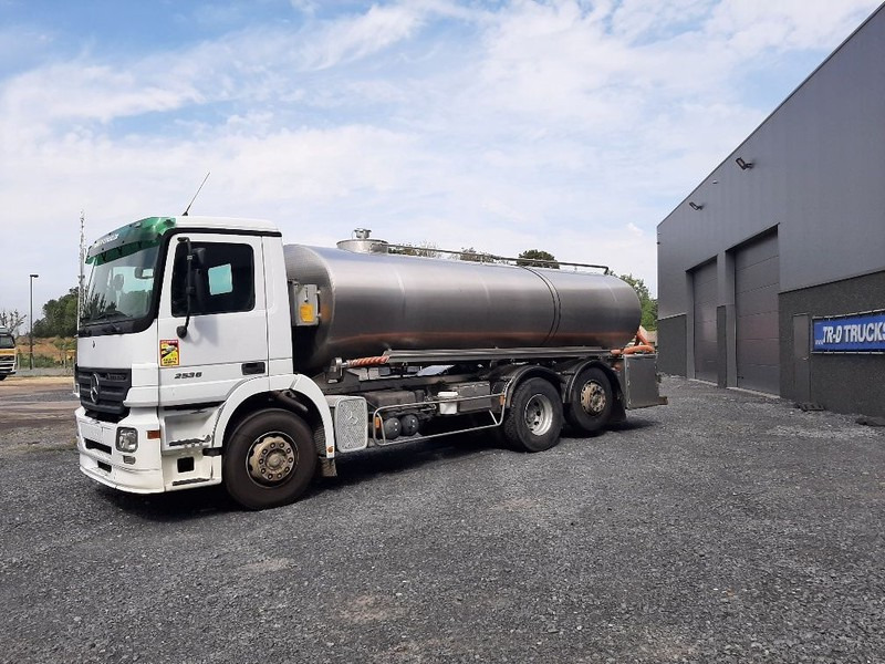 Tank truck for transportation of milk Mercedes-Benz Actros 2536 6X2 - TANK IN INSULATED STAINLESS STEEL 15500L: picture 6