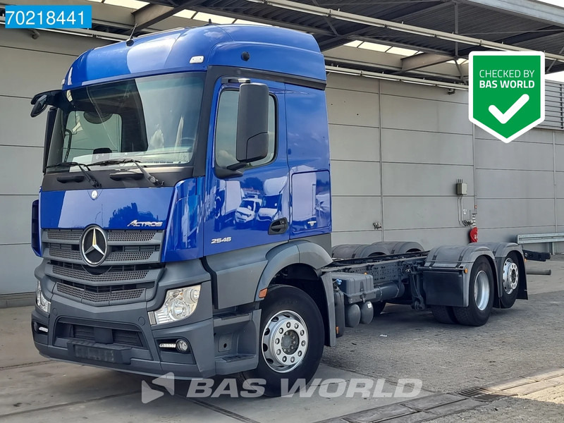 Mercedes-Benz Actros 2546 6X2 Retarder StreamSpace ACC Navi Euro 6 - Cab chassis truck: picture 1