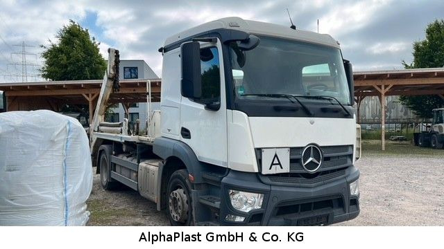 Mercedes-Benz Actros Absetzer Tele  - Skip loader truck: picture 1