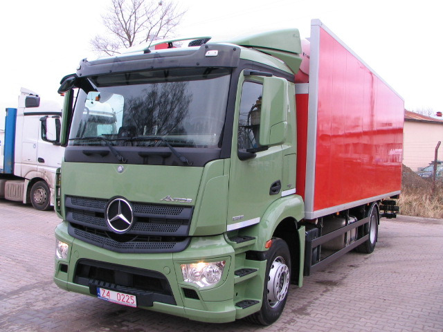 Mercedes-Benz Antos 1835 / Kühlkoffer / Thermoking T-600R / LBW - Refrigerator truck: picture 2