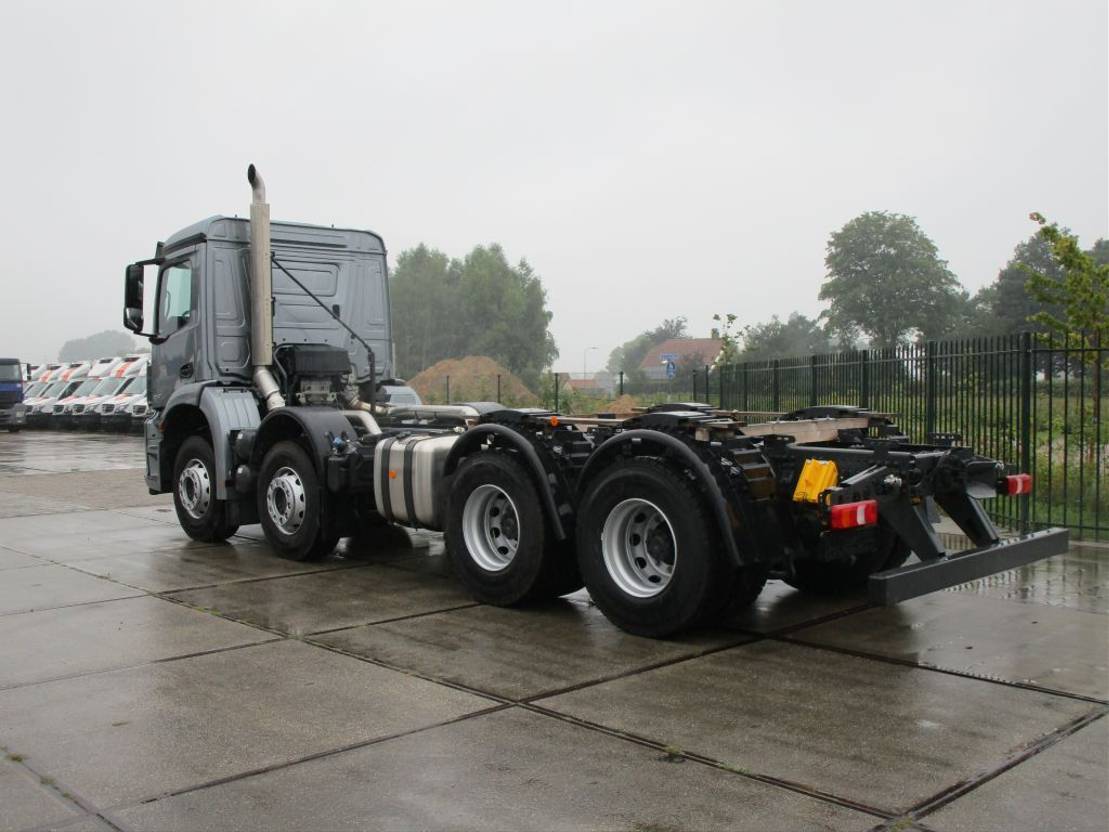 Mercedes-Benz Arocs 3240 8x4 New  - Cab chassis truck: picture 4